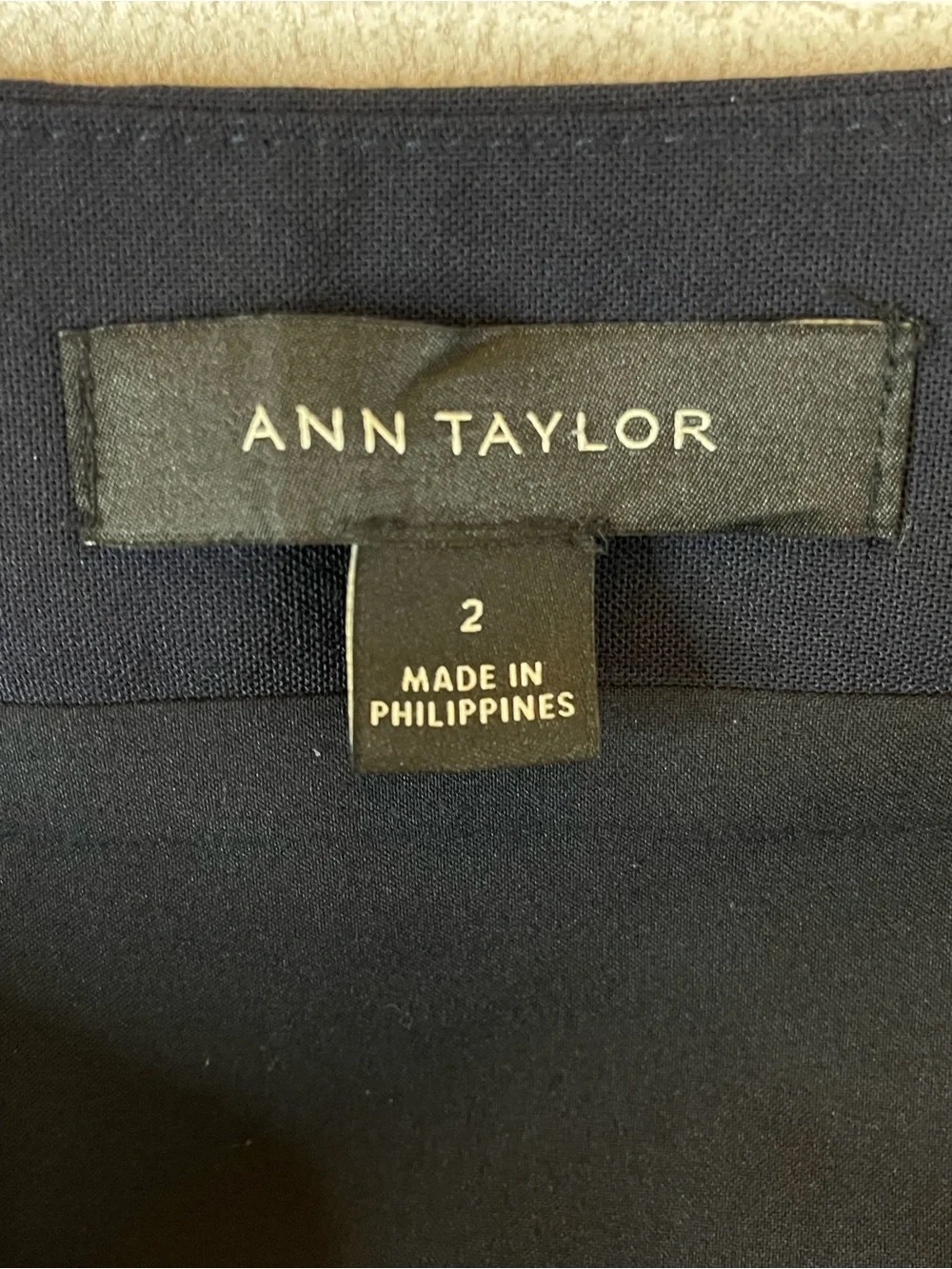 Ann Taylor Navy Blue Pencil Skirt Lined Side Zip Size 2